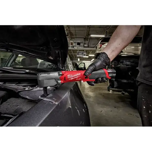 Milwaukee 2565p 20 M12 Fuel 1 2 Right Angle Impact Wrench With Pin Detent Usage Car Hood