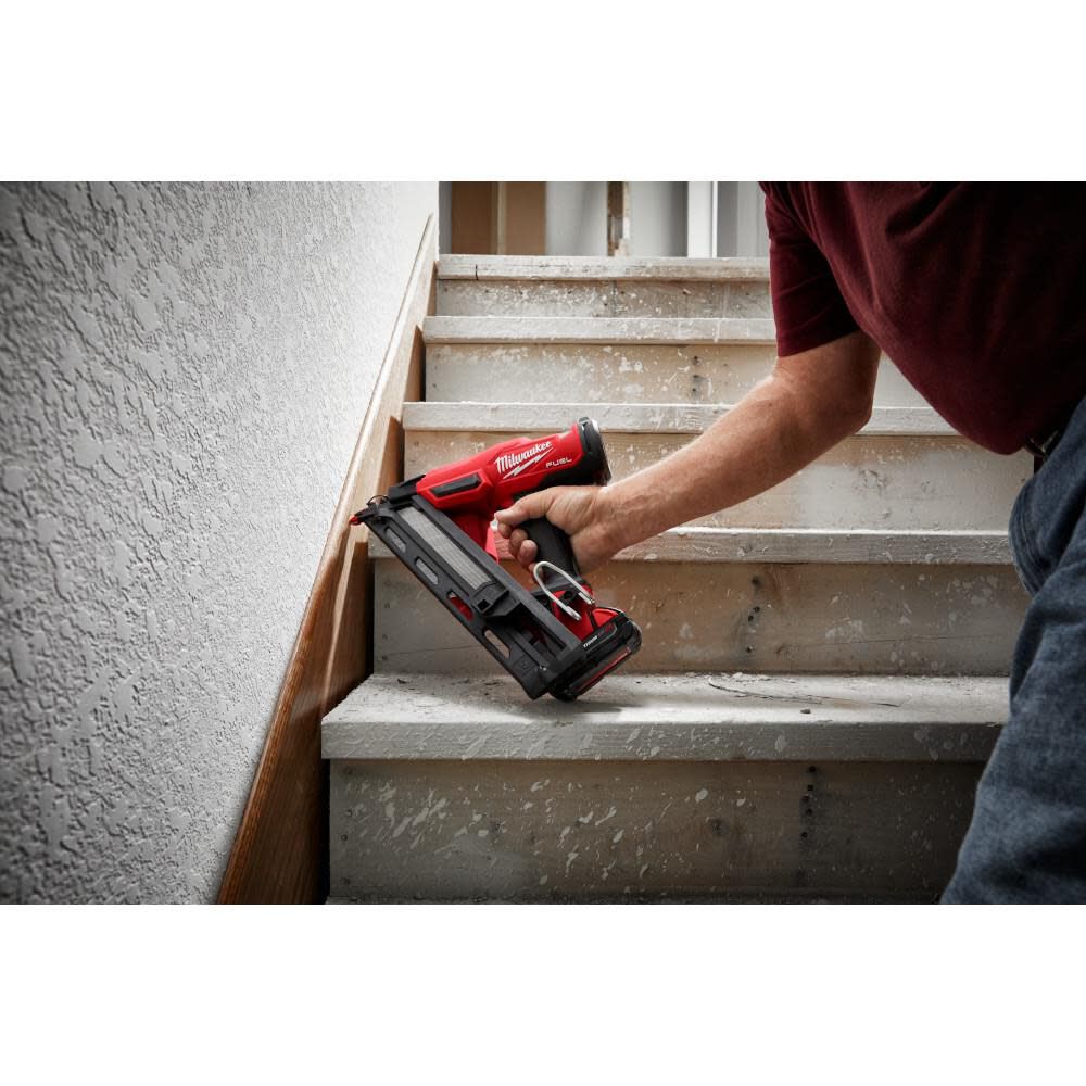 Milwaukee M18 FUEL 15 Gauge Finish Nailer (Bare Tool) - Image 28
