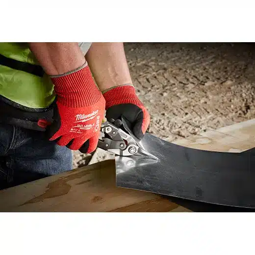 Milwaukee Red Nitrile Level 4 Cut Resistant Dipped Work Gloves - Image 2